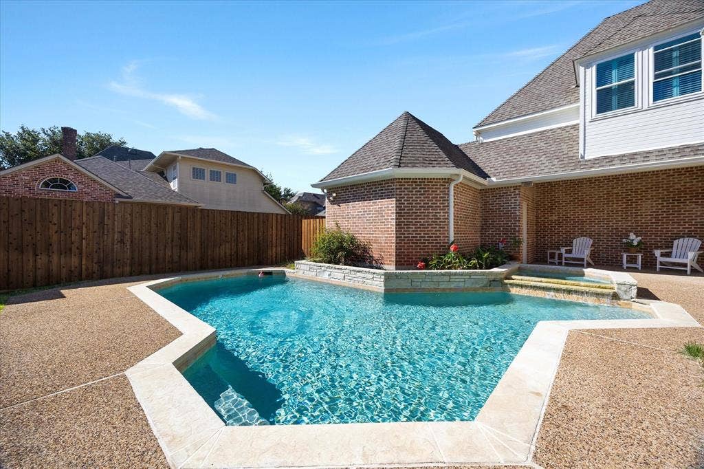5024 Hummingbird Lane, Plano, TX 75093 5024 Hummingbird Lane, Plano, TX 75093