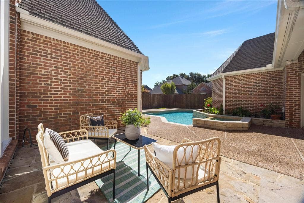 5024 Hummingbird Lane, Plano, TX 75093 5024 Hummingbird Lane, Plano, TX 75093