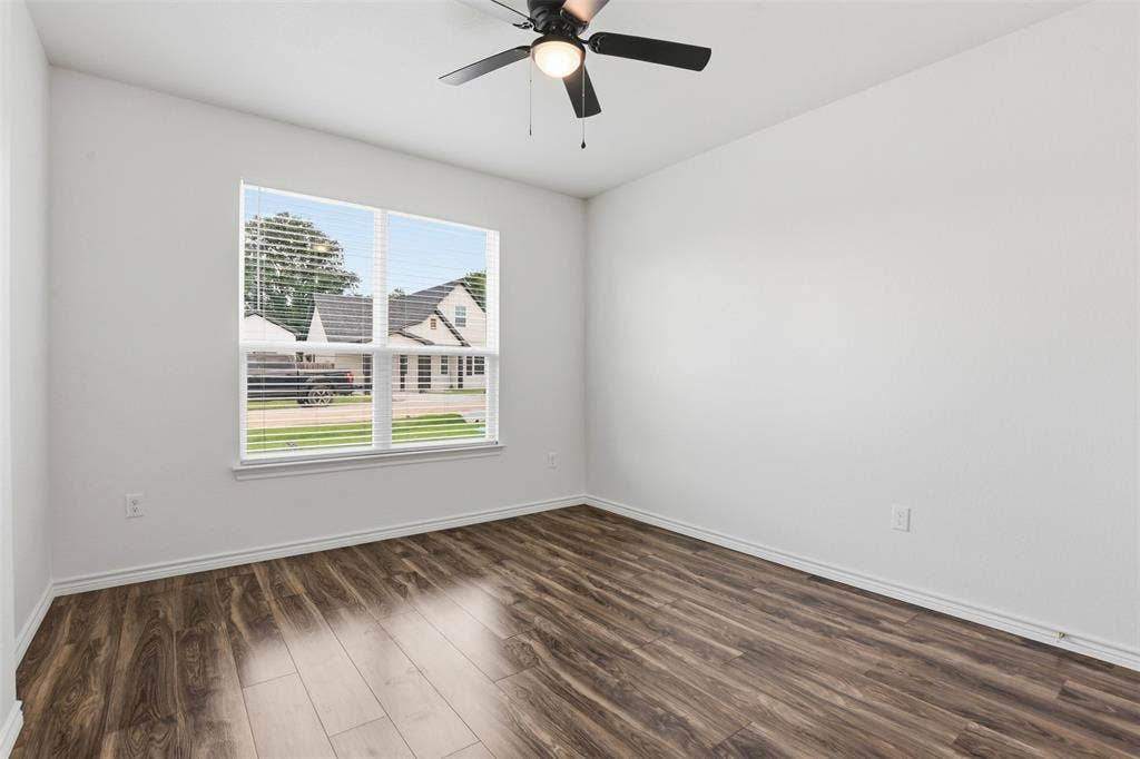 5718 Barkridge Drive, Granbury, TX 76048 3rd Bedroom with plenty of light