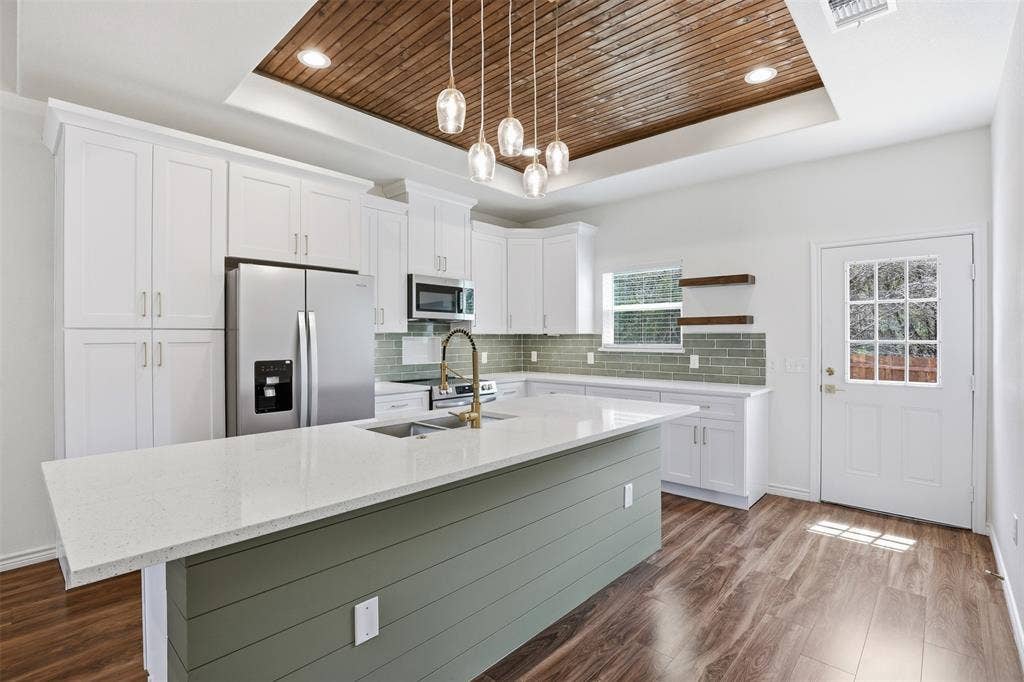 5718 Barkridge Drive, Granbury, TX 76048 Plenty of Cabinets and Pantry storage