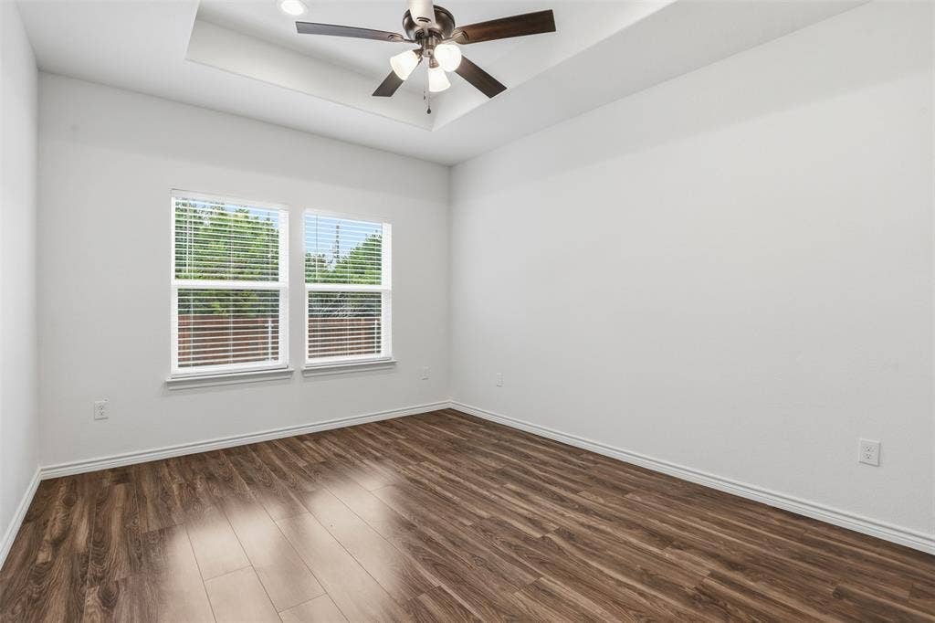5718 Barkridge Drive, Granbury, TX 76048 PRIMARY BEDROOM with Tray Ceiling