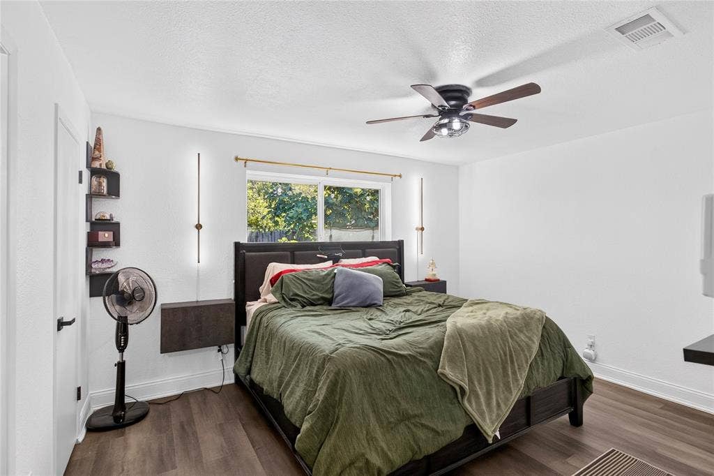 2715 Barrington Place, Arlington, TX 76014 2715 Barrington Place, Arlington, TX 76014