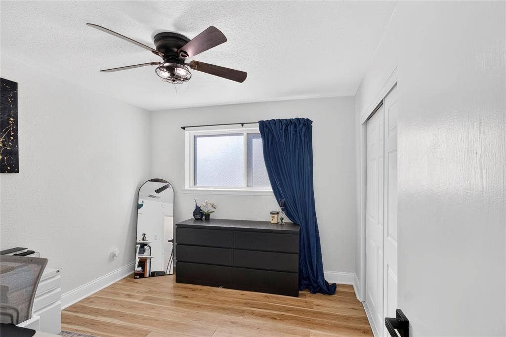 2715 Barrington Place, Arlington, TX 76014 2nd Bedroom