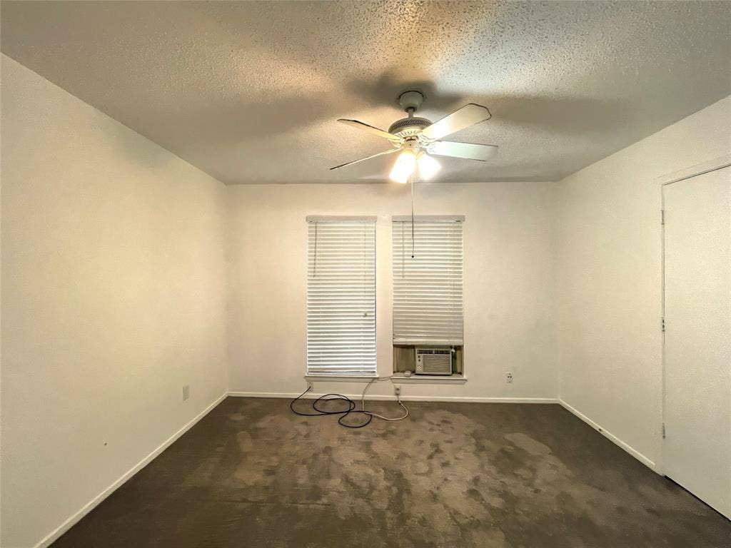1032 Mckinley Street, #B, Benbrook, TX 76126 1032 Mckinley Street, #B, Benbrook, TX 76126