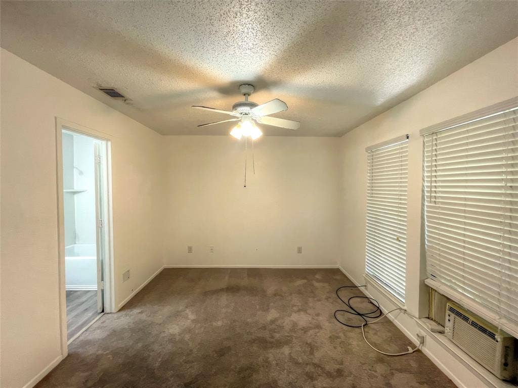 1032 Mckinley Street, #B, Benbrook, TX 76126 1032 Mckinley Street, #B, Benbrook, TX 76126