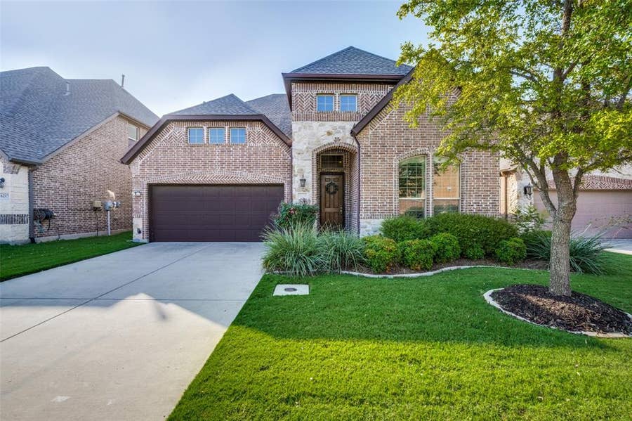Property photo for 6213 Cedar Sage Trail, Flower Mound, TX