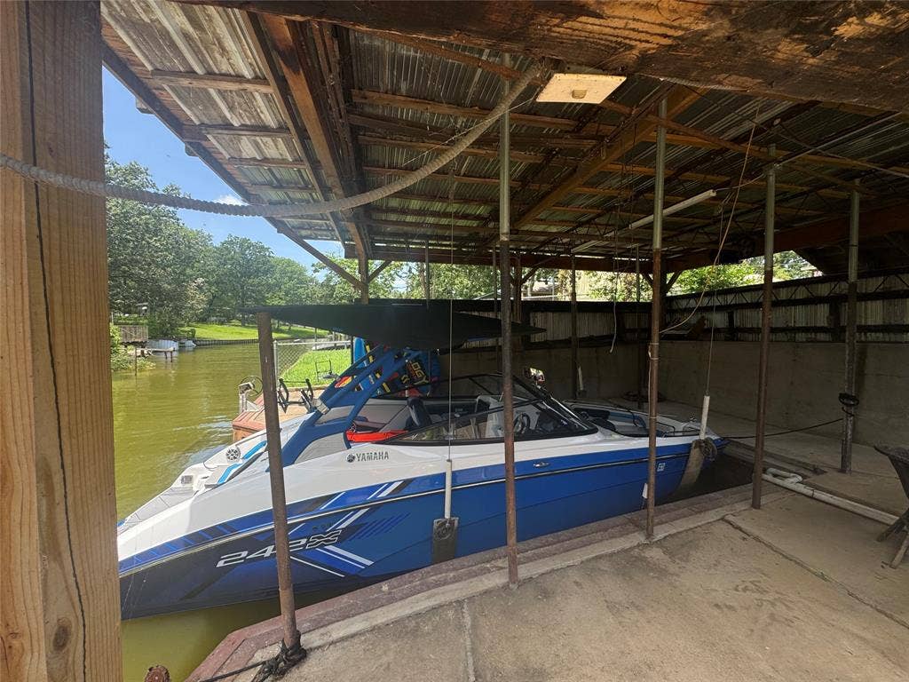 109 N Bay Circle, Mabank, TX 75156