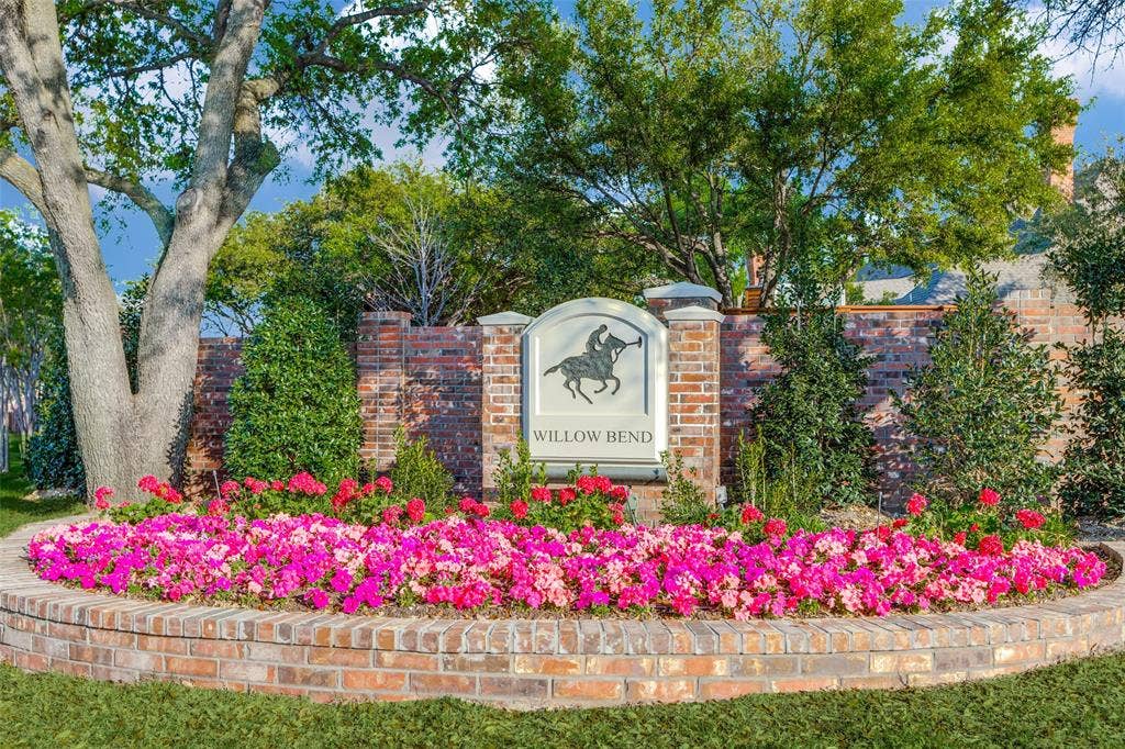 5976 Tipperary Drive, Plano, TX 75093 Coveted Willow Bend in Plano