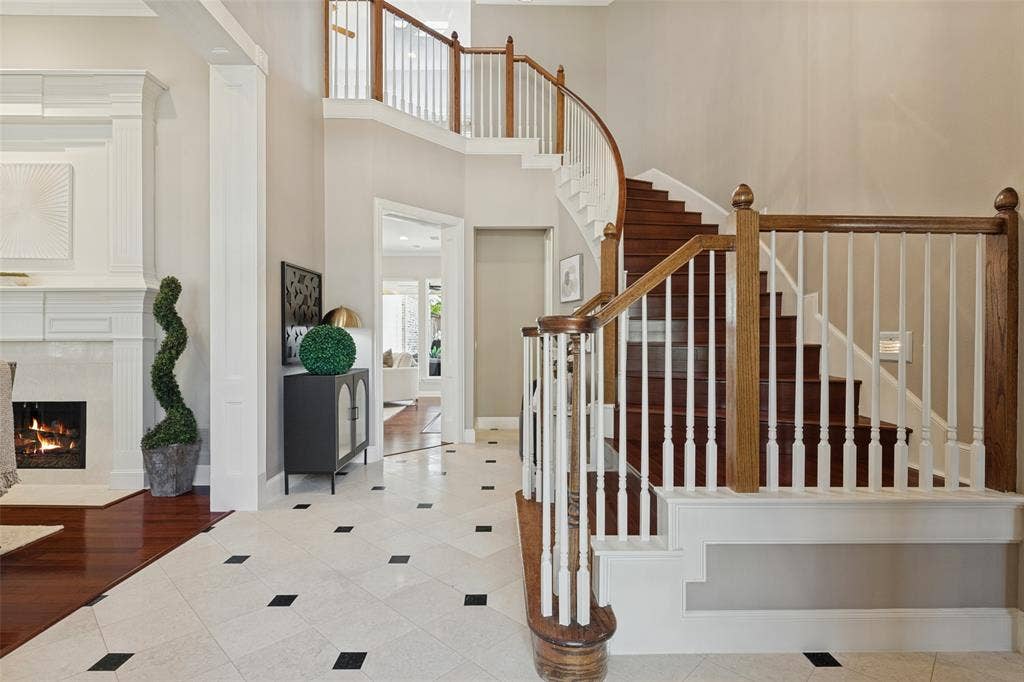 5976 Tipperary Drive, Plano, TX 75093 Entry