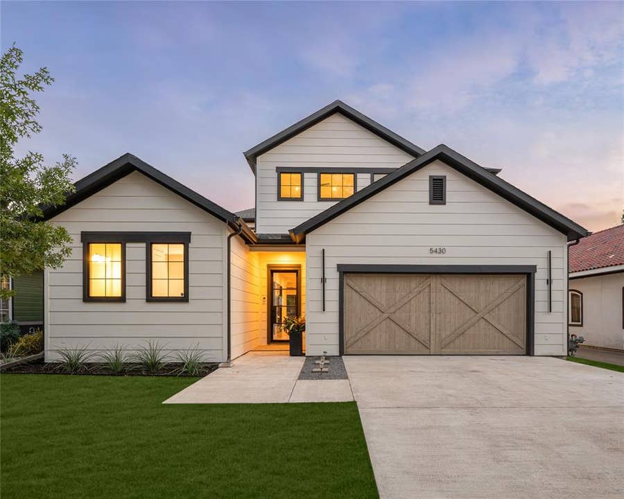 Property photo for 5430 Belmont Avenue, Dallas, TX