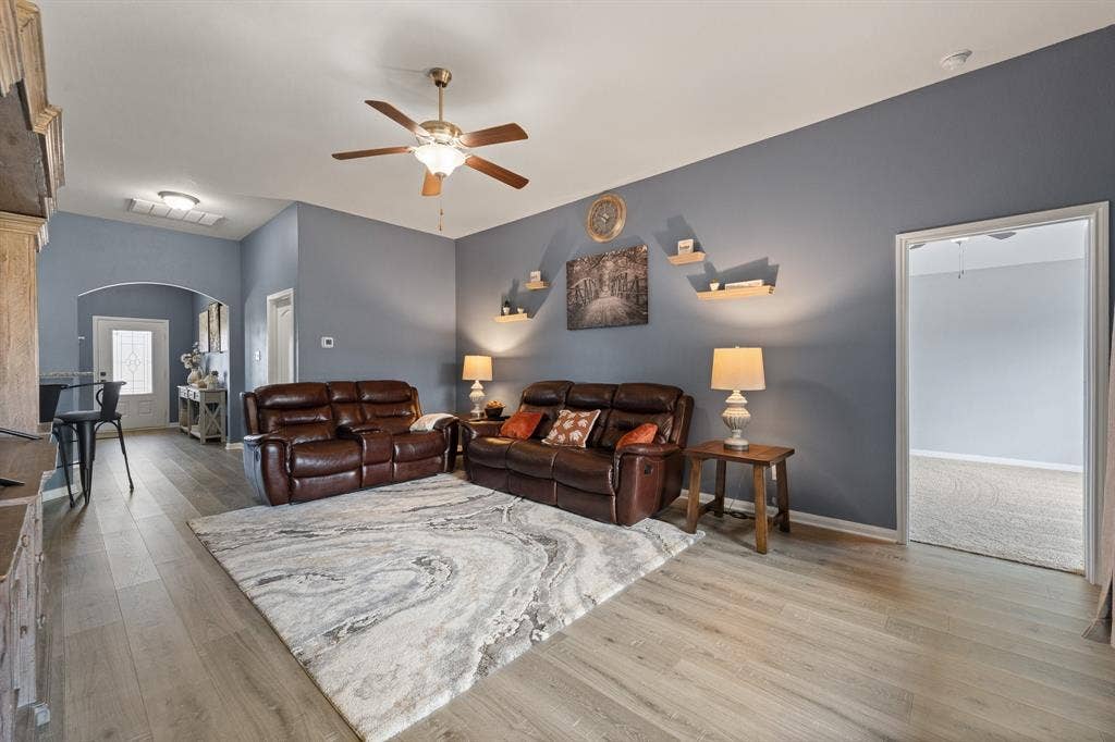 1529 Millennium Drive, Crowley, TX 76036 1529 Millennium Drive, Crowley, TX 76036