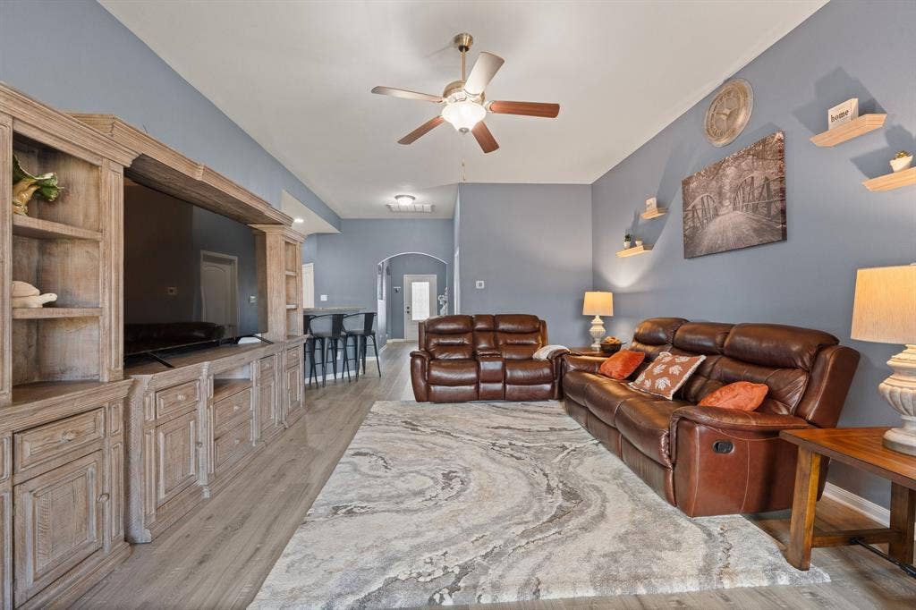 1529 Millennium Drive, Crowley, TX 76036 1529 Millennium Drive, Crowley, TX 76036