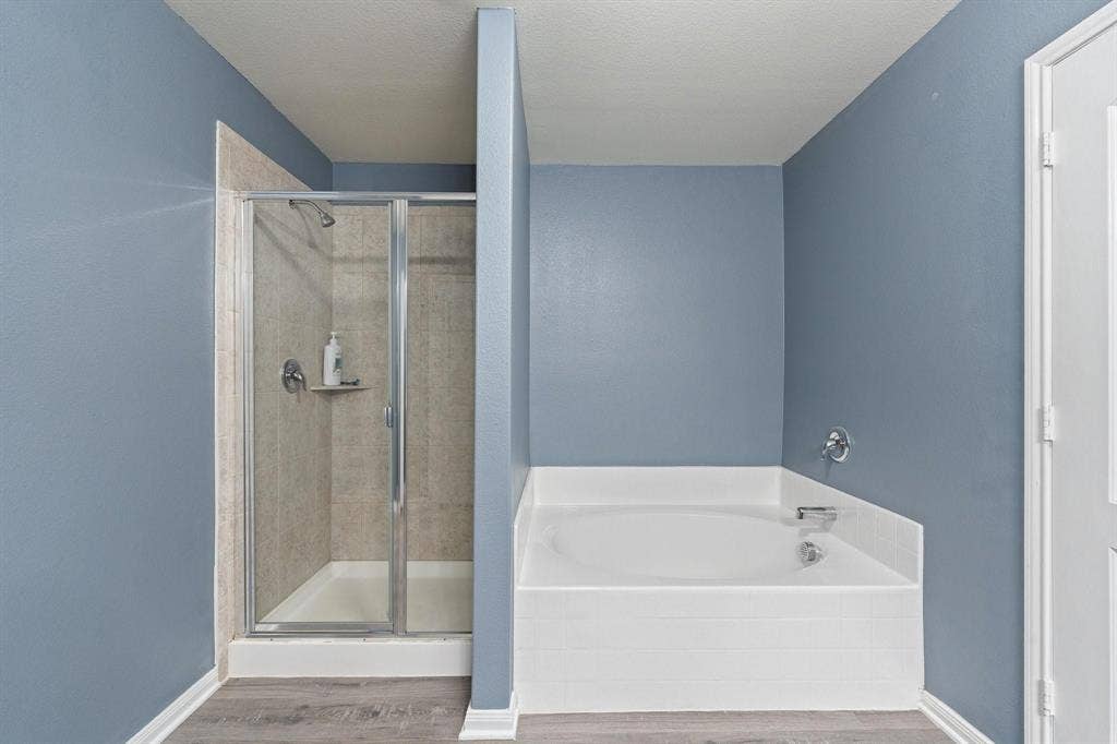 1529 Millennium Drive, Crowley, TX 76036 1529 Millennium Drive, Crowley, TX 76036