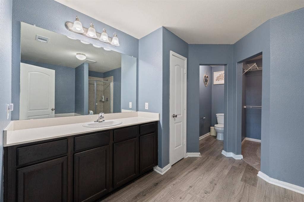 1529 Millennium Drive, Crowley, TX 76036 1529 Millennium Drive, Crowley, TX 76036