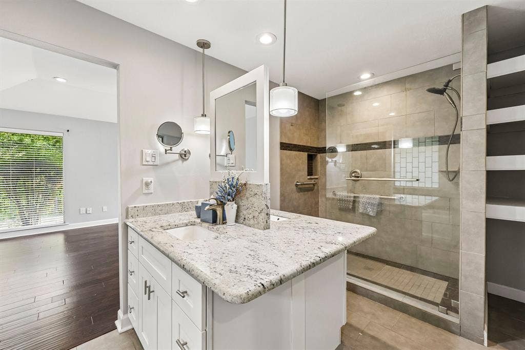 1717 Edgewater Drive, Plano, TX 75075