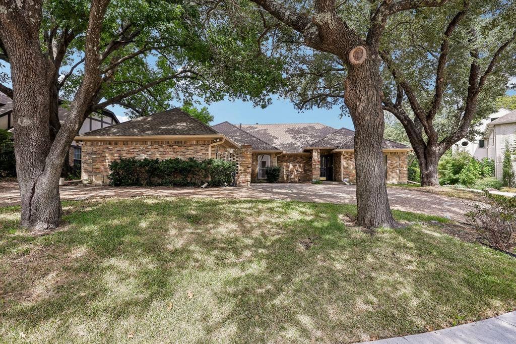 1717 Edgewater Drive, Plano, TX 75075