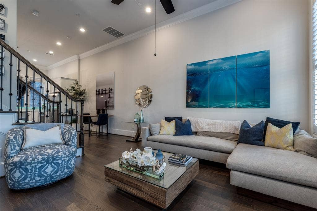4120 Runyon Road, Addison, TX 75001 4120 Runyon Road, Addison, TX 75001