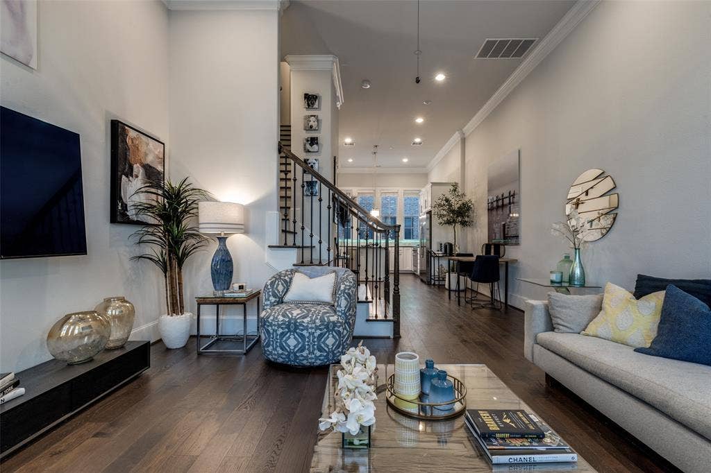 4120 Runyon Road, Addison, TX 75001 4120 Runyon Road, Addison, TX 75001