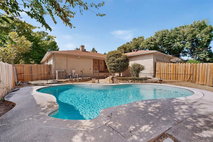 Property photo for 4714 Chilton Drive, Dallas, TX