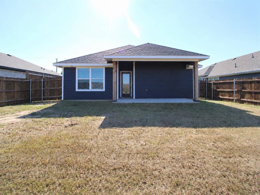 600 N Garrett Avenue, Garrett, TX 75119 600 N Garrett Avenue, Garrett, TX 75119