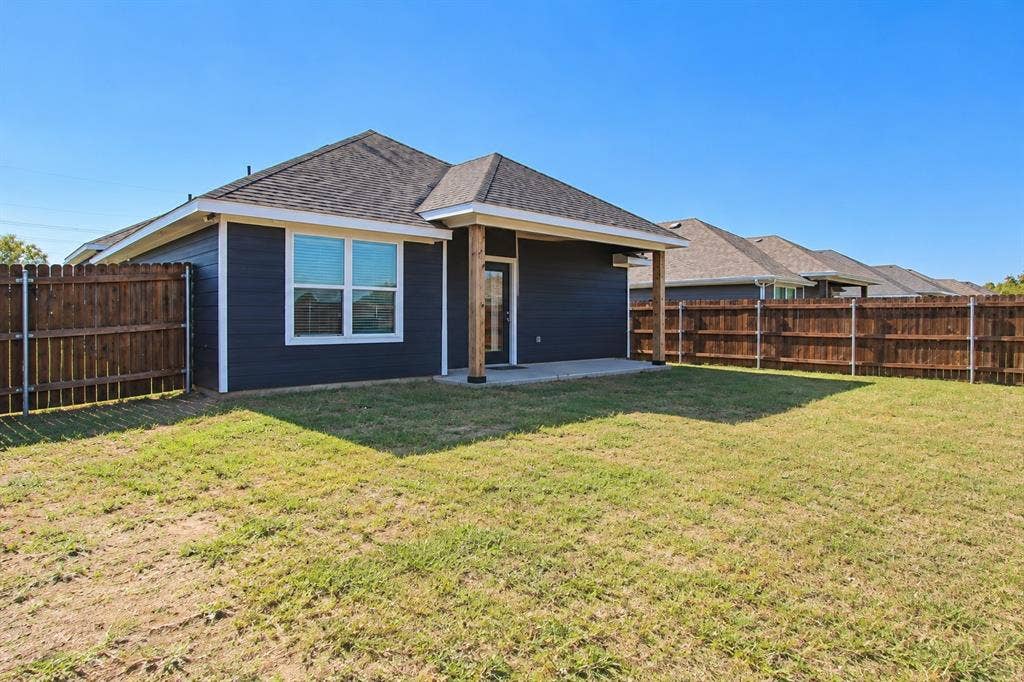 600 N Garrett Avenue, Garrett, TX 75119 600 N Garrett Avenue, Garrett, TX 75119