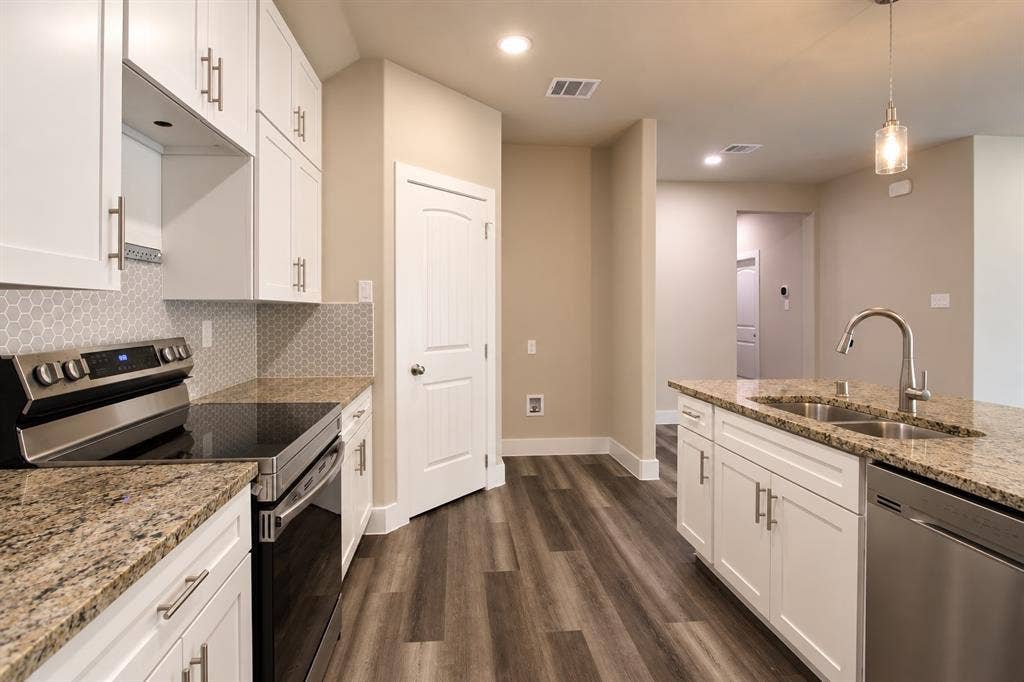600 N Garrett Avenue, Garrett, TX 75119 600 N Garrett Avenue, Garrett, TX 75119
