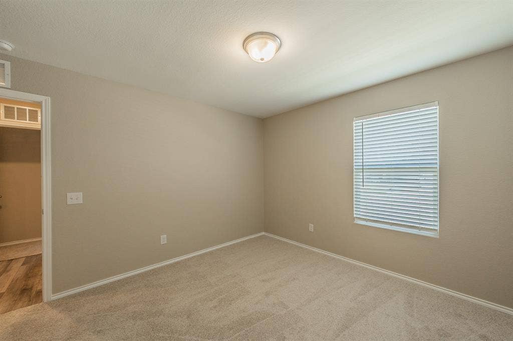 1001 Paso Fino Drive, Haslet, TX 76052