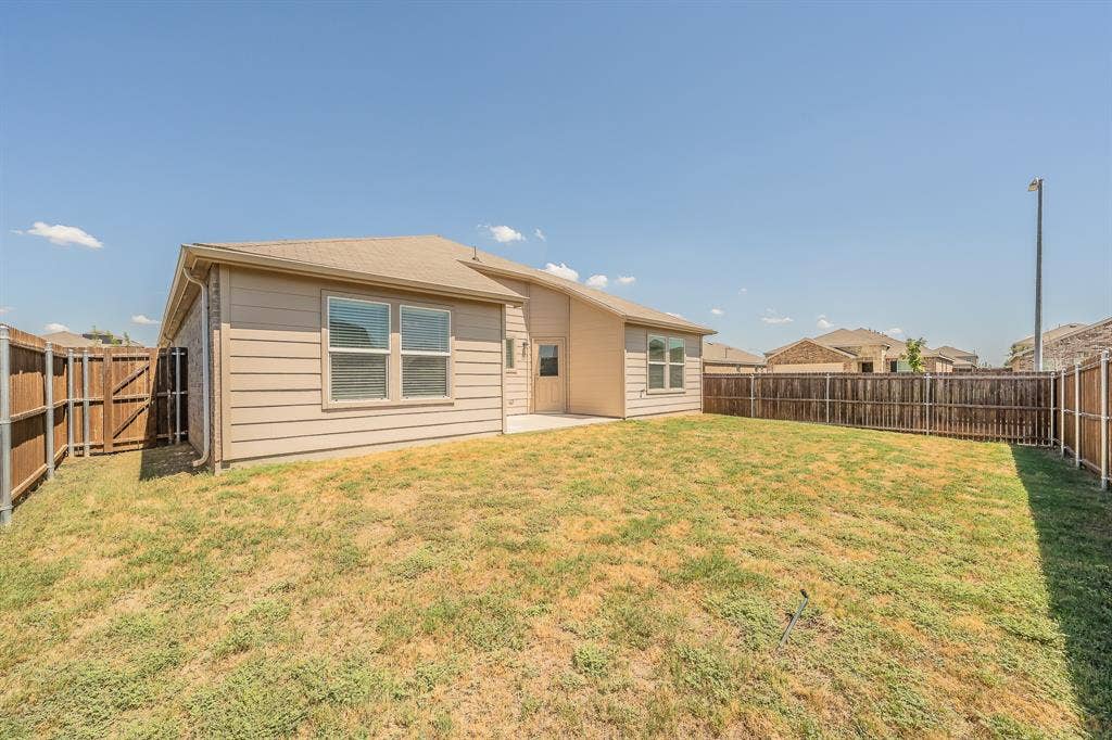 1001 Paso Fino Drive, Haslet, TX 76052