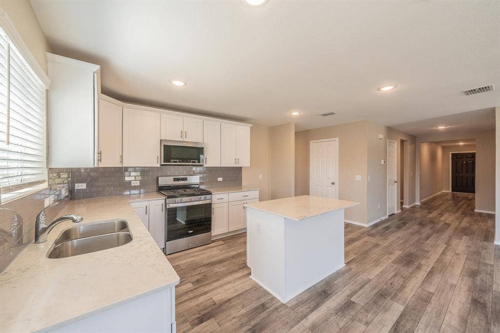 1001 Paso Fino Drive, Haslet, TX 76052