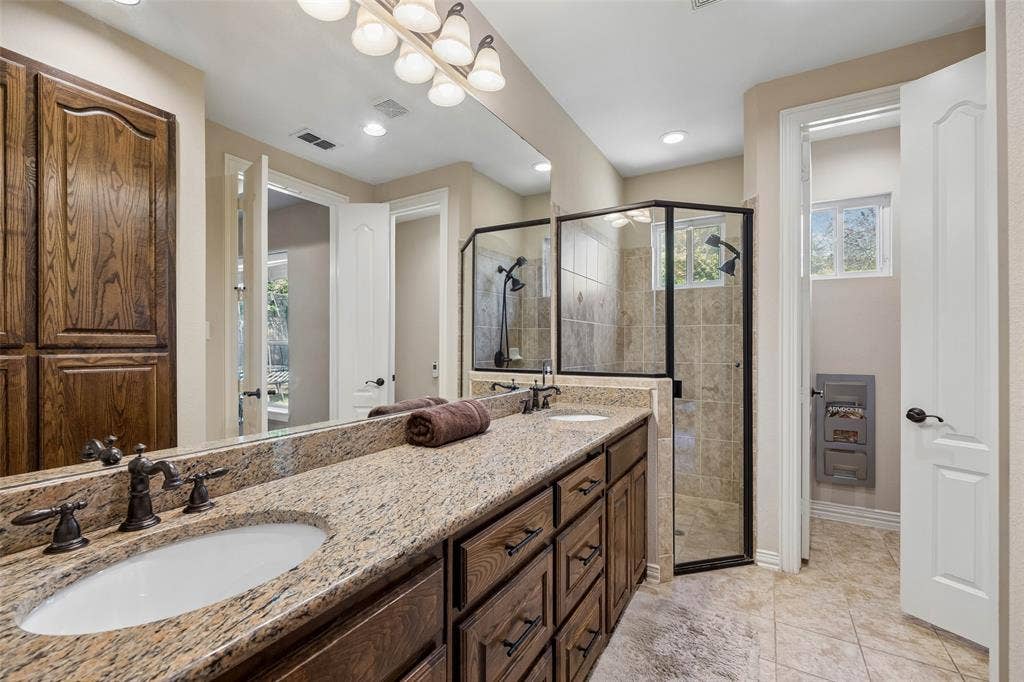 8707 Daytonia Avenue, Dallas, TX 75218 8707 Daytonia Avenue, Dallas, TX 75218
