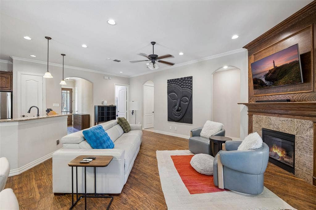 8707 Daytonia Avenue, Dallas, TX 75218 8707 Daytonia Avenue, Dallas, TX 75218