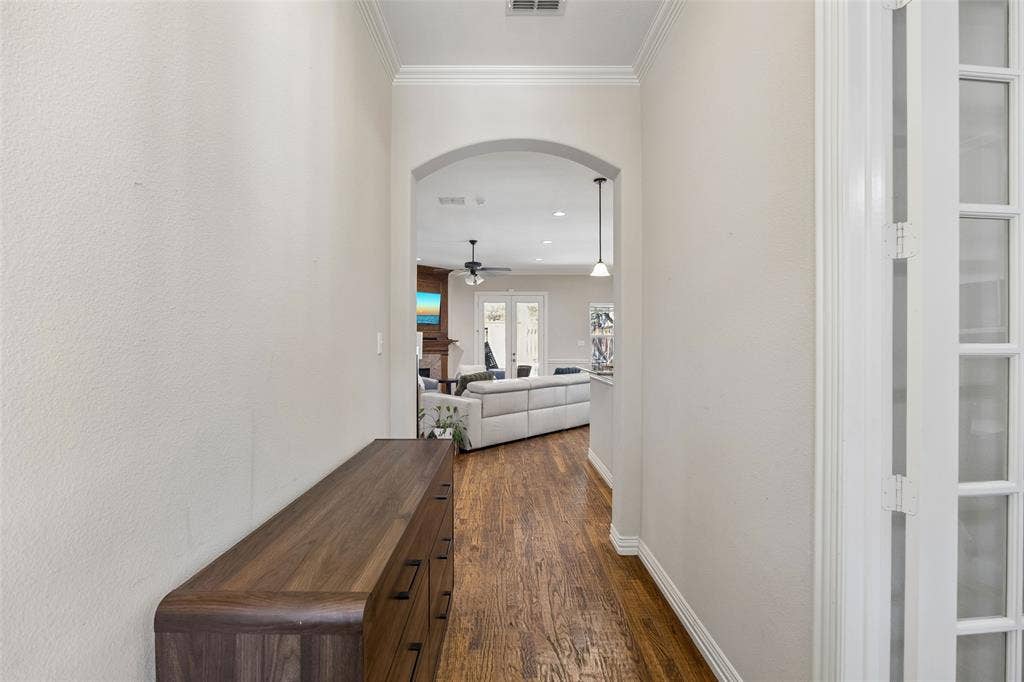 8707 Daytonia Avenue, Dallas, TX 75218 8707 Daytonia Avenue, Dallas, TX 75218