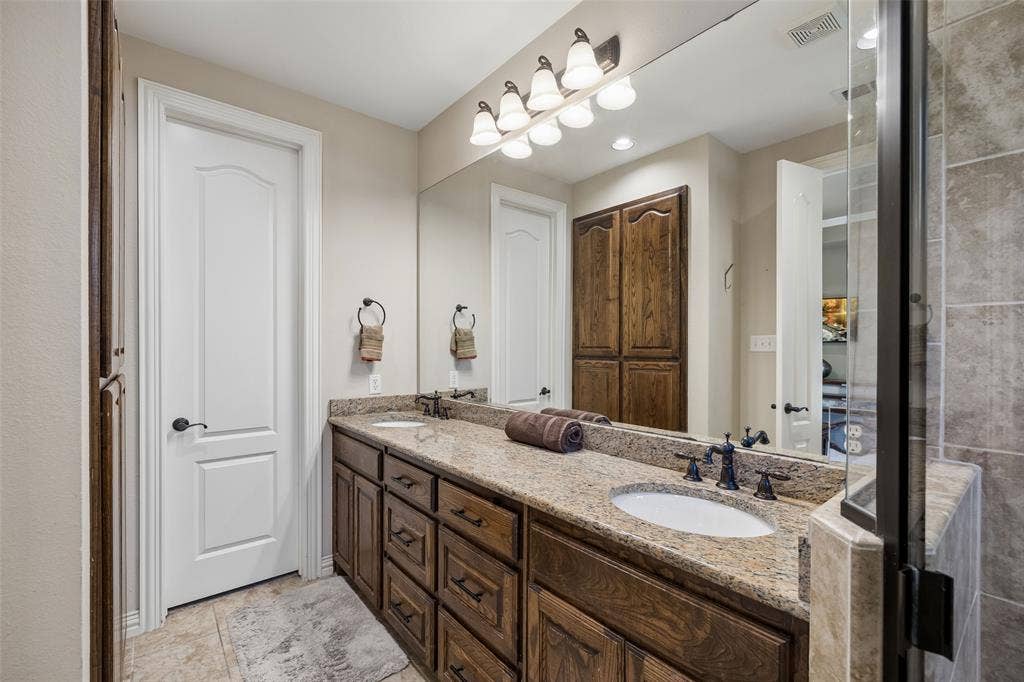 8707 Daytonia Avenue, Dallas, TX 75218 8707 Daytonia Avenue, Dallas, TX 75218