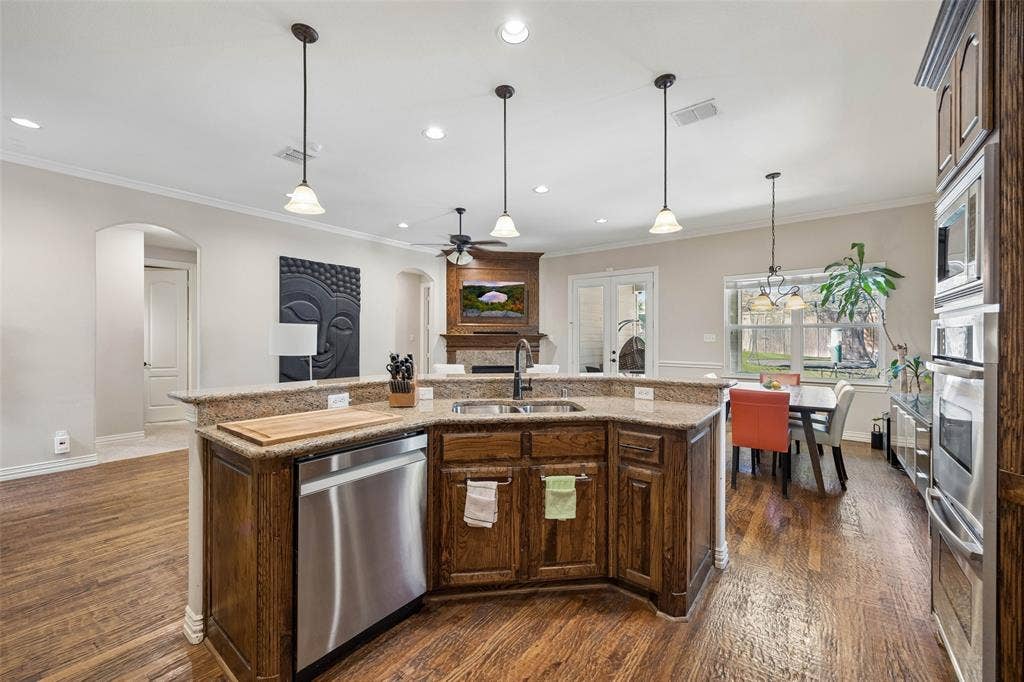 8707 Daytonia Avenue, Dallas, TX 75218 8707 Daytonia Avenue, Dallas, TX 75218