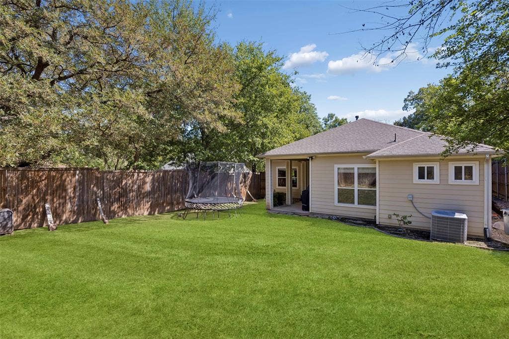 8707 Daytonia Avenue, Dallas, TX 75218 8707 Daytonia Avenue, Dallas, TX 75218