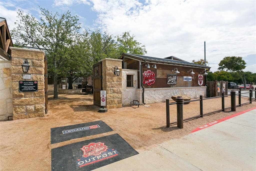 4416 Cleveland Drive, Plano, TX 75093 Walking distance to Katy Trail Outpost, Retail and Resturants at the Preston Park Village