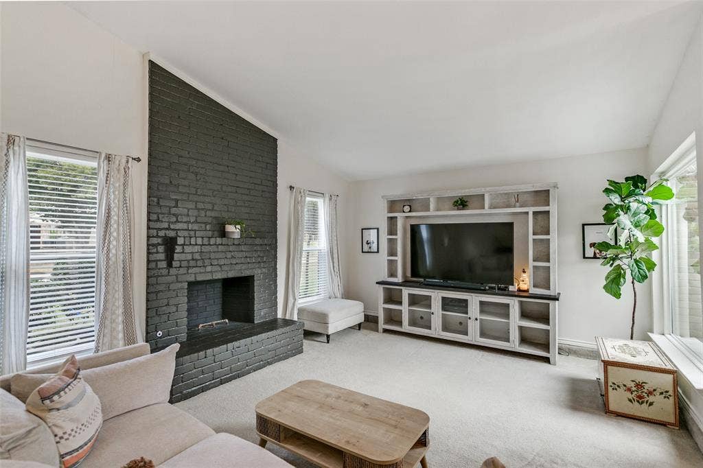 4416 Cleveland Drive, Plano, TX 75093 4416 Cleveland Drive, Plano, TX 75093