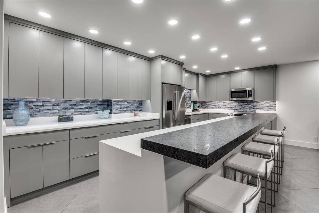 6211 W Northwest Highway, #601, Dallas, TX 75225