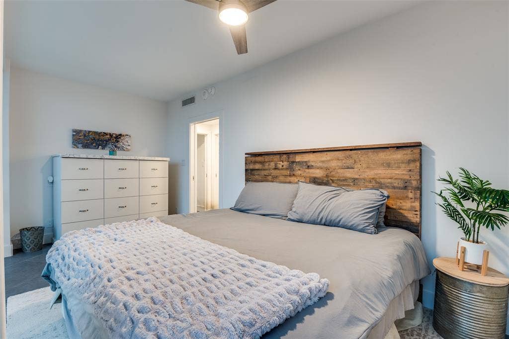6211 W Northwest Highway, #601, Dallas, TX 75225