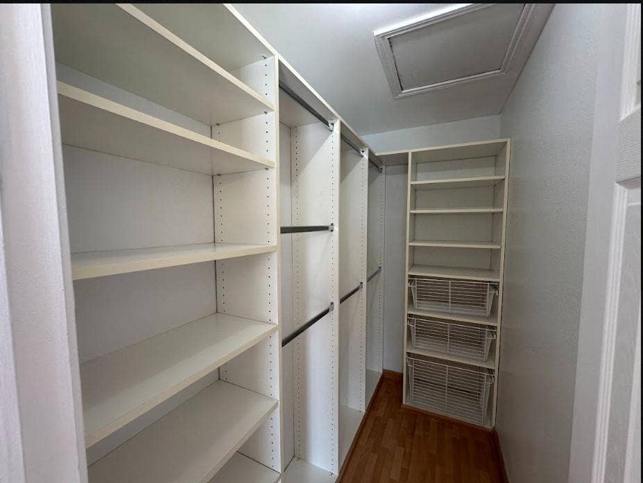 1123 Hemlock Drive, DeSoto, TX 75115 Bedroom 2 Closet