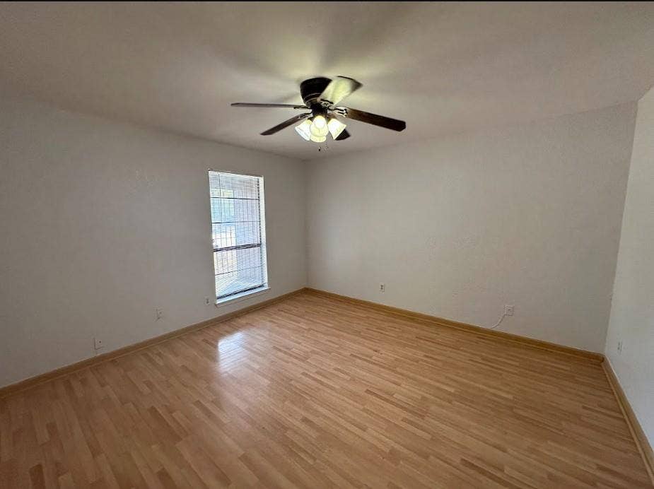 1123 Hemlock Drive, DeSoto, TX 75115 Primary Bedroom