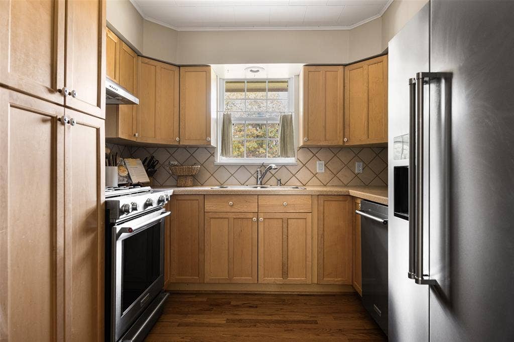 1240 Dalhart Drive, Richardson, TX 75080 1240 Dalhart Drive, Richardson, TX 75080