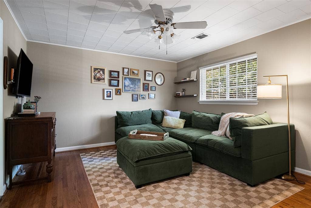 1240 Dalhart Drive, Richardson, TX 75080 1240 Dalhart Drive, Richardson, TX 75080