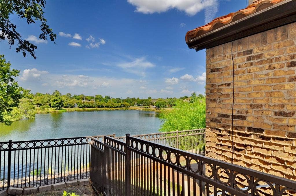 2610 Lakehill Lane, #3B, Carrollton, TX 75006 2610 Lakehill Lane, #3B, Carrollton, TX 75006