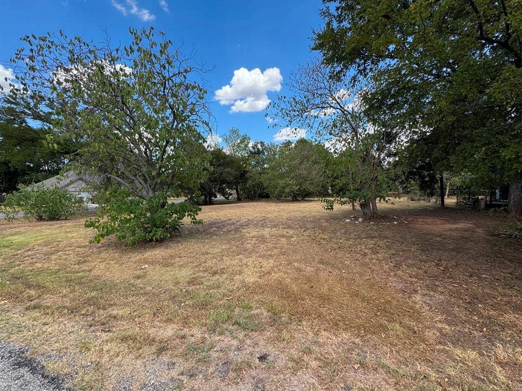 4003 Cherokee Court, Granbury, TX 76048