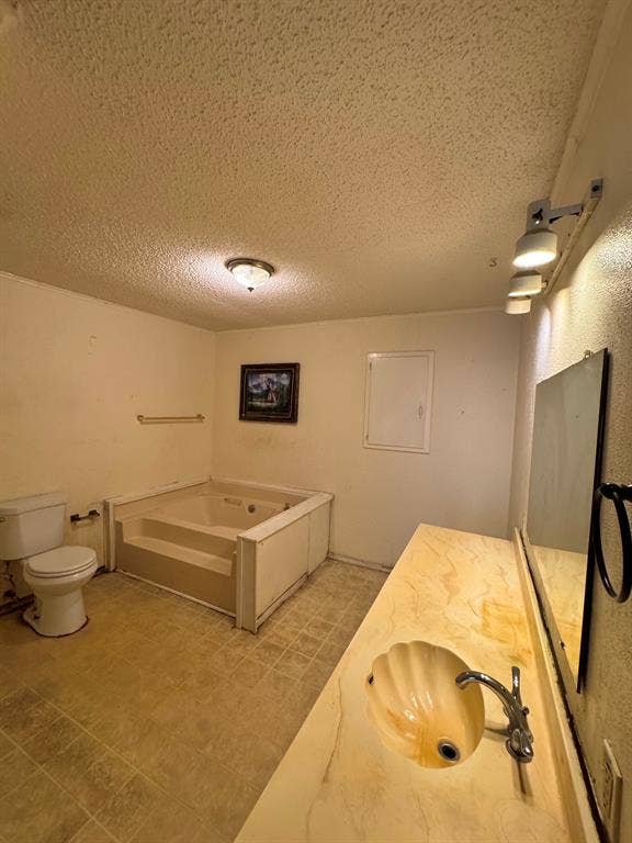 4003 Cherokee Court, Granbury, TX 76048