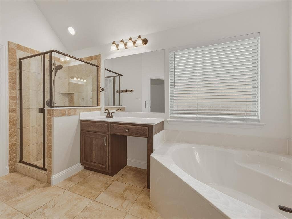 2712 Sonora Canyon Road, Weatherford, TX 76087 2712 Sonora Canyon Road, Weatherford, TX 76087