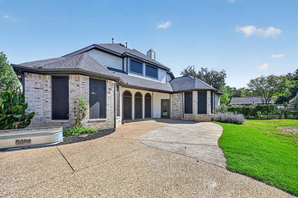 106 Mustang Trail, Shady Shores, TX 76208