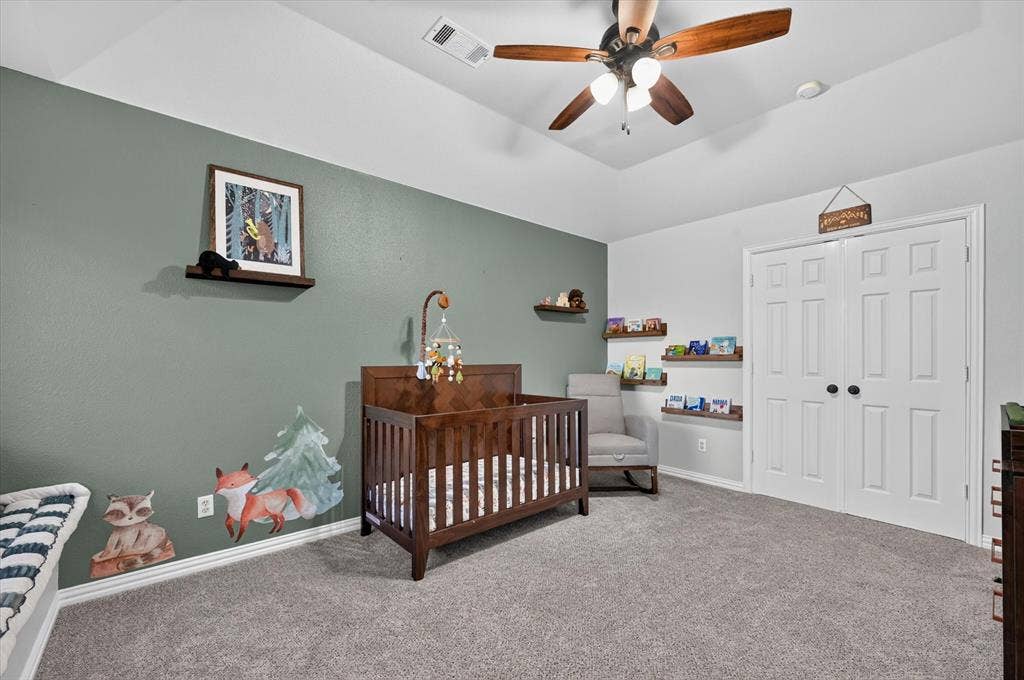 106 Mustang Trail, Shady Shores, TX 76208