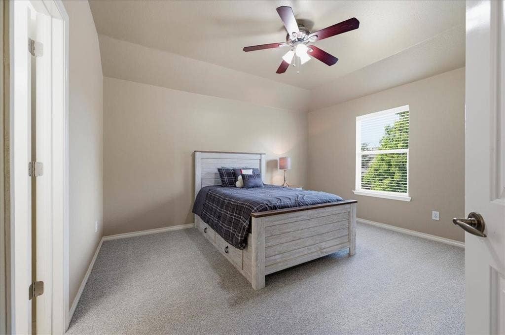 10320 Flat Creek Trail, McKinney, TX 75072 10320 Flat Creek Trail, McKinney, TX 75072